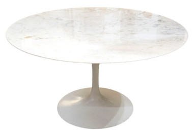 Eero SAARINEN & KNOLL INTERNATIONAL ,Table "TULIP" 137 cm