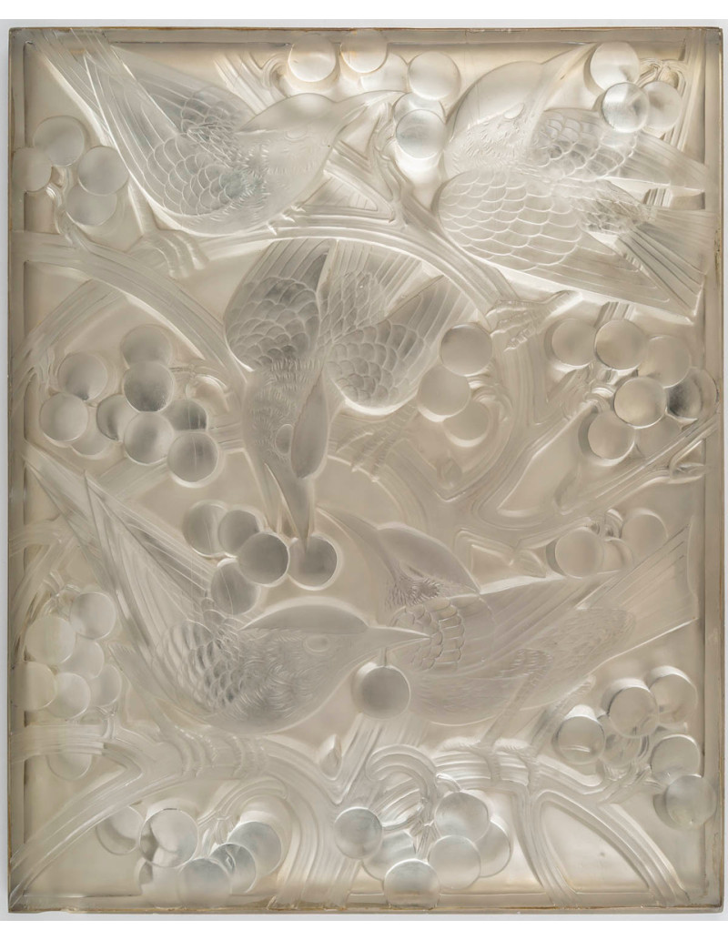 RENE LALIQUE PANNEAU DECORATIF 'MERLES ET RAISINS', MODEL CREATED IN 1928 FOR THE 'COTE D'AZUR PULLMAN - EXPRESS